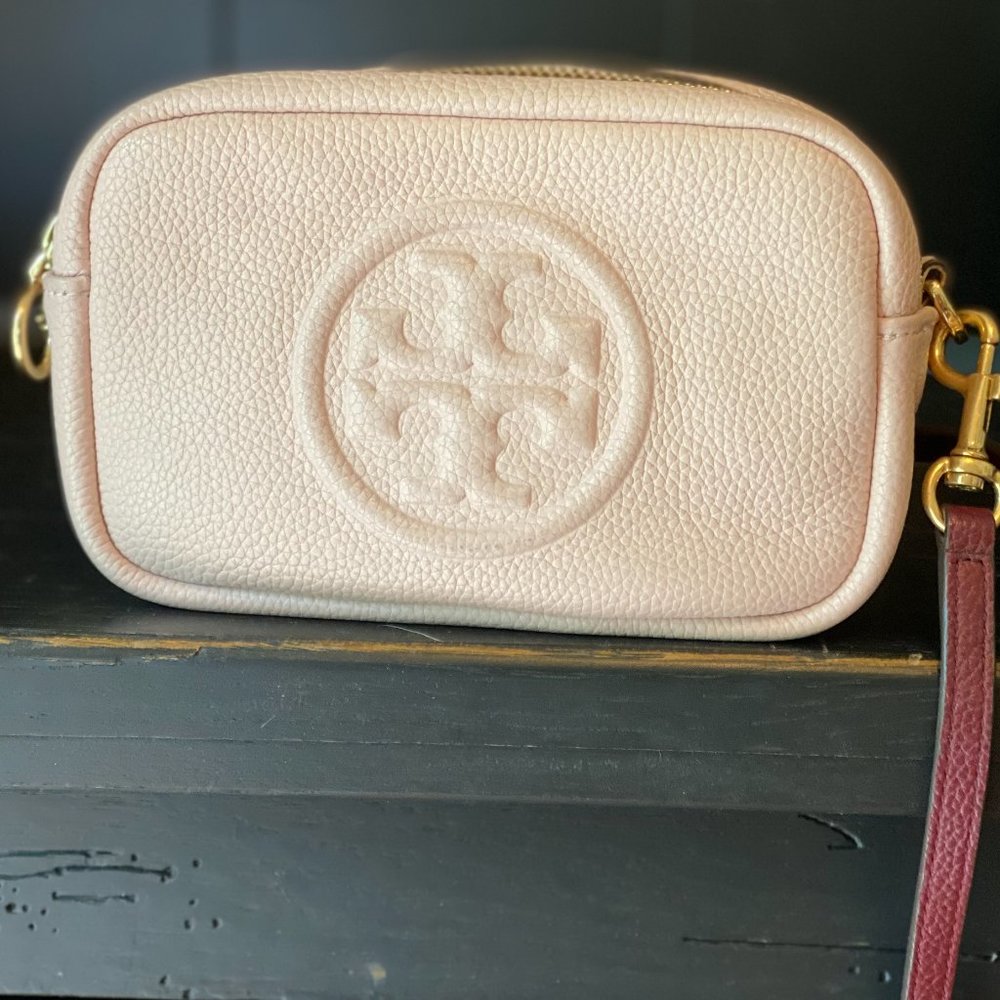 Tory Burch Perry Bombe Mini Bag